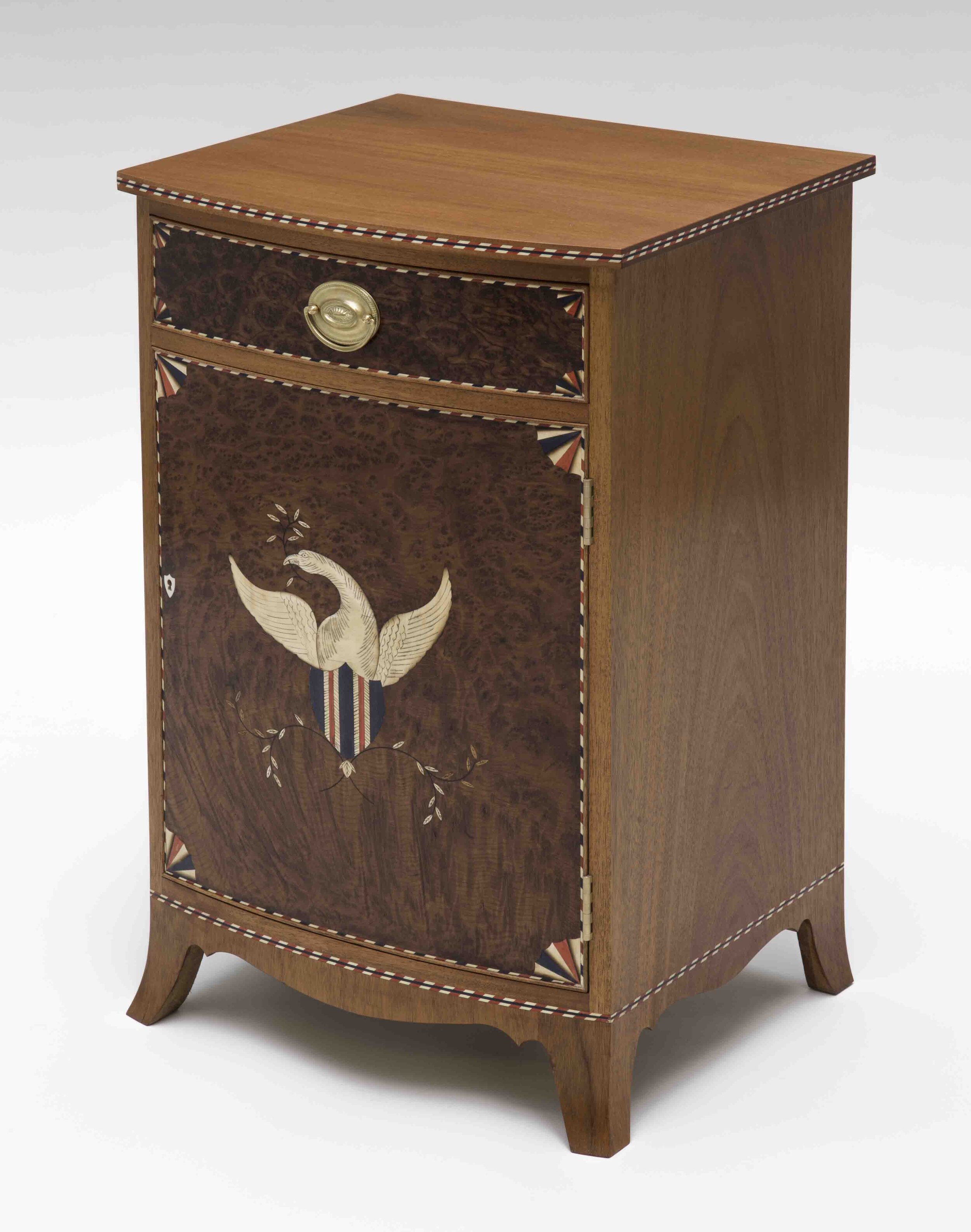 20150527 Adrian Land, cupboard stand 3-2.jpg